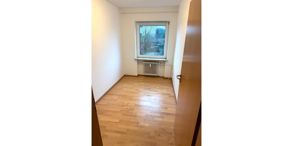 Etagenwohnung Rendsburg - 2.5 Zimmer, 61 m&sup2;, 129.000&euro; | Angebot:26639453