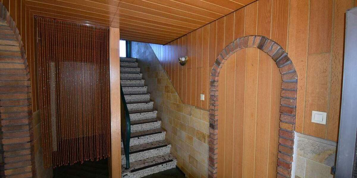 Einfamilienhaus Westerrönfeld - 8 Zimmer, 207 m&sup2;, 249.000&euro; | Angebot:25815161