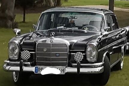 Mercedes-Benz 220 221.000 km 17.500 &euro; Rendsburg 24768
