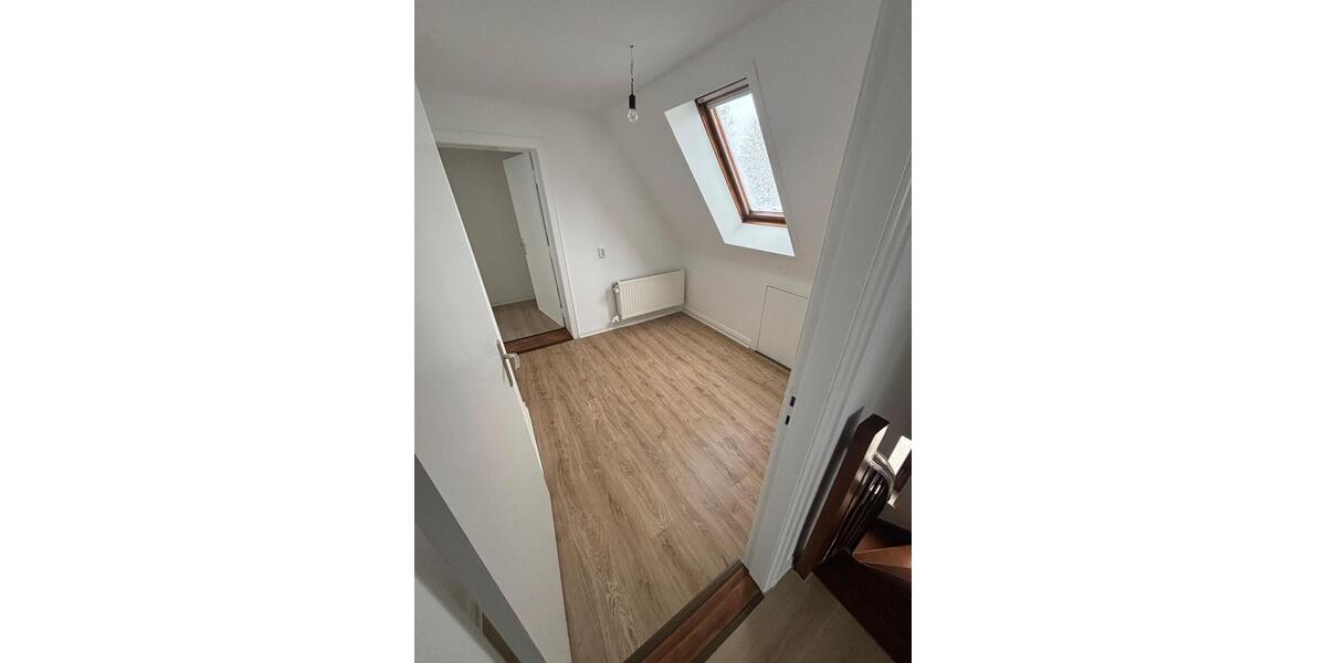 Einfamilienhaus Tastrup - 5 Zimmer, 140 m&sup2;, 1.500&euro; | Angebot:25360665
