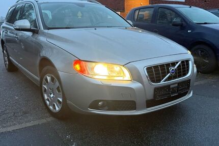 Volvo V70 438.000 km 3.480 &euro; Rendsburg 24768