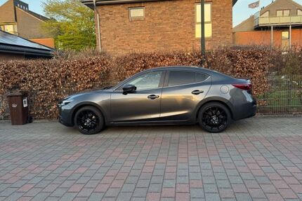 Mazda 3 151.031 km 7.500 &euro; Büdelsdorf 24782