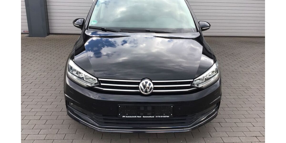 VW Touran 182.178 km 12.444 &euro; Gammellund 24855