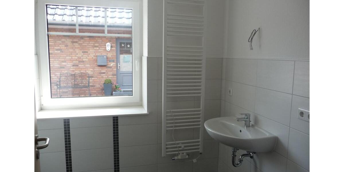 Doppelhaushälfte Stolk - 3 Zimmer, 70 m&sup2;, 770&euro; | Angebot:25966021