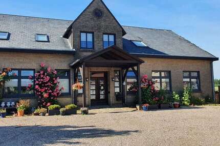 Haus Nübel Brekling - 10 Zimmer, 400 m&sup2;, 1.269.000&euro; | Angebot:14618012