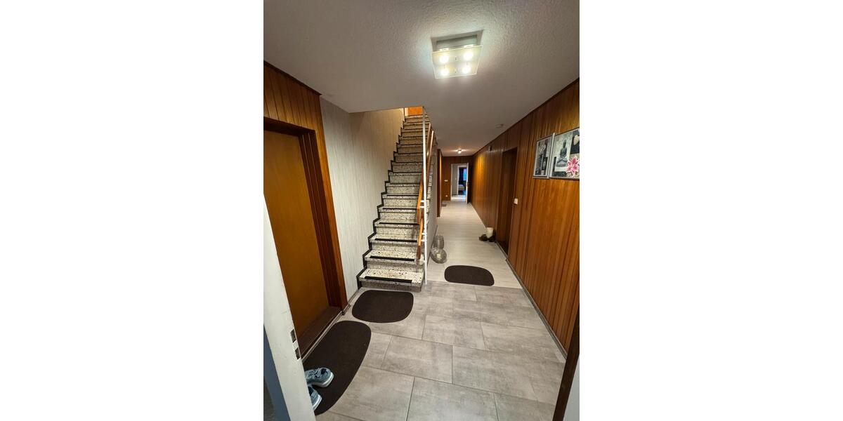 Einfamilienhaus Alt Duvenstedt - 11 Zimmer, 260 m&sup2;, 330.000&euro; | Angebot:26495205