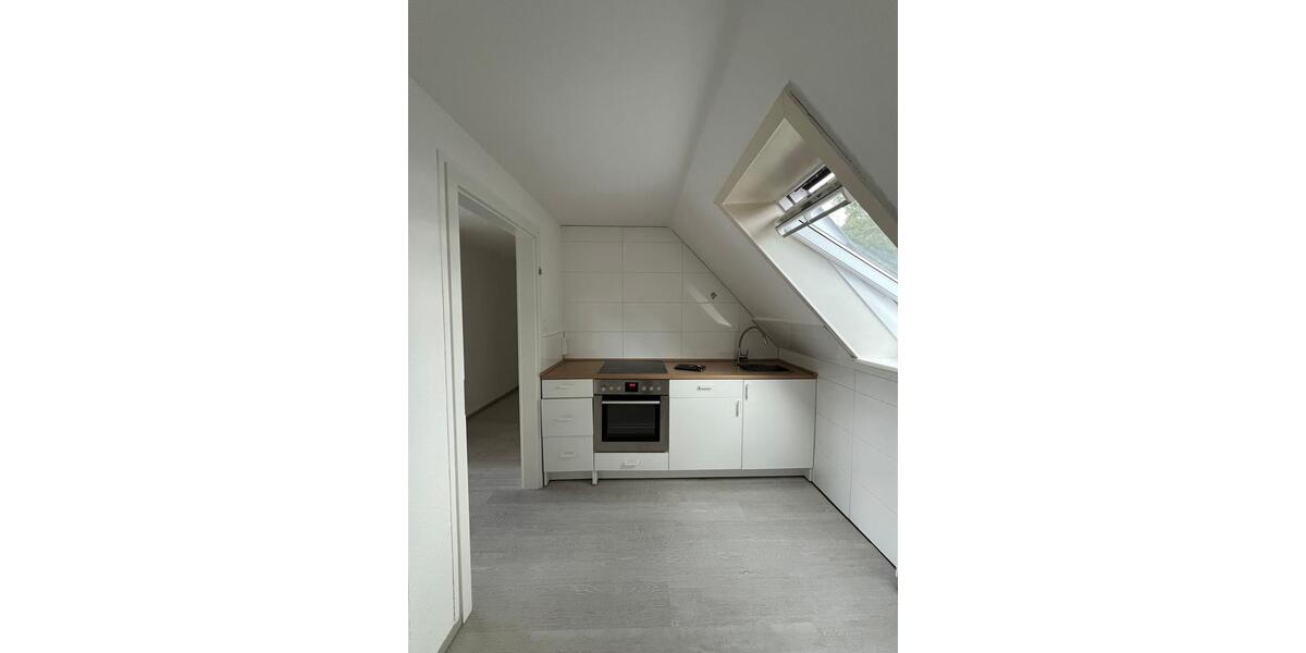 Dachgeschoßwohnung Rendsburg - 4 Zimmer, 76 m&sup2;, 898&euro; | Angebot:25368896