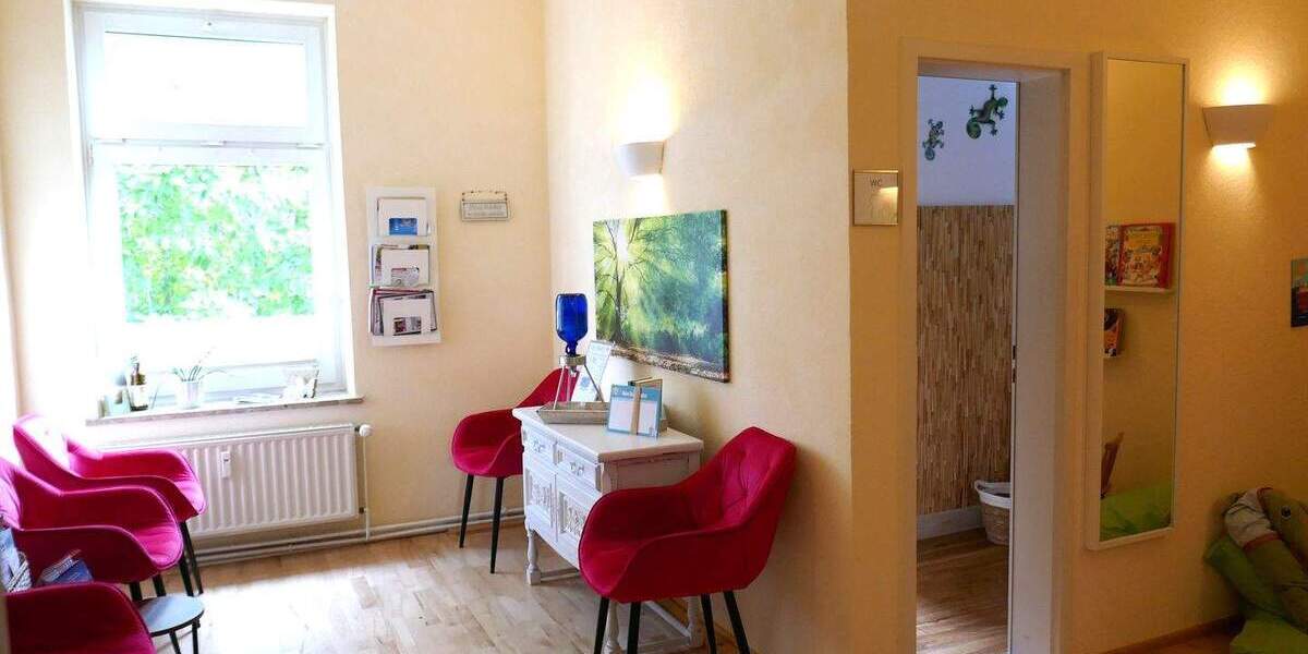 Gewerbeobjekt Rendsburg - 8 Zimmer, 160 m&sup2;, 229.000&euro; | Angebot:25779951