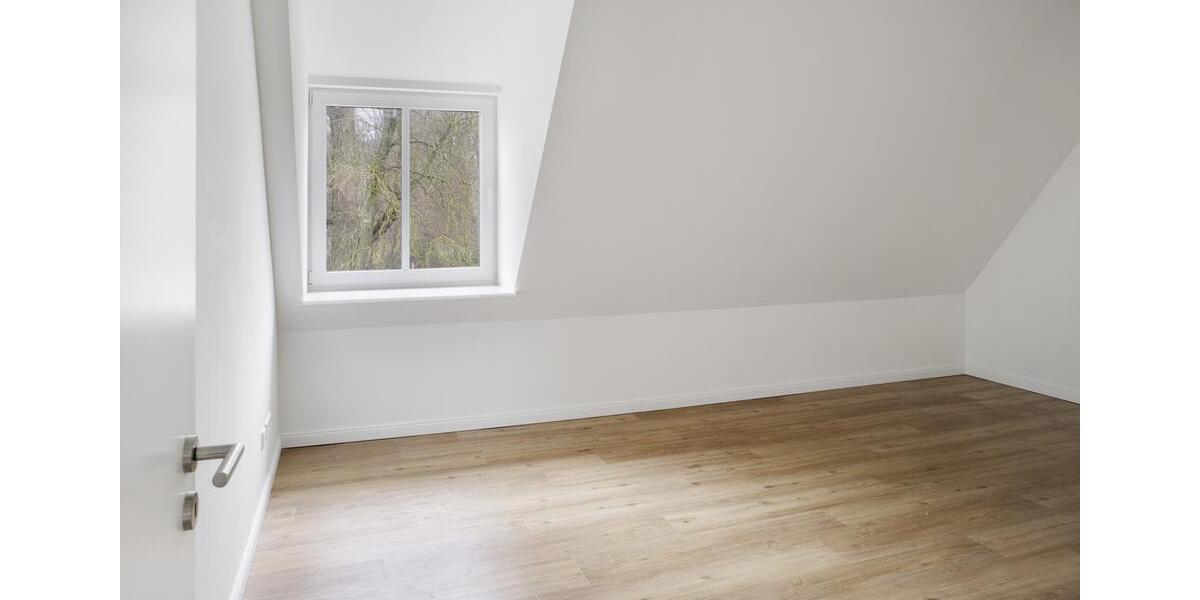 Reihenhaus Rieseby - 6 Zimmer, 200 m&sup2;, 2.240&euro; | Angebot:24392495