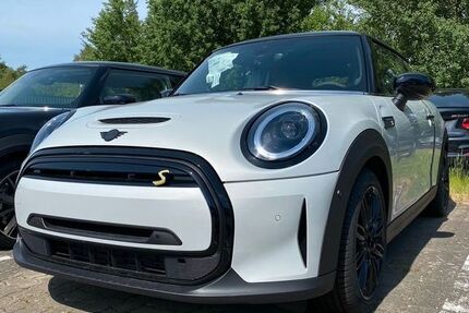 Mini Cooper SE 24.950 km 17.500 &euro; Rendsburg 24768