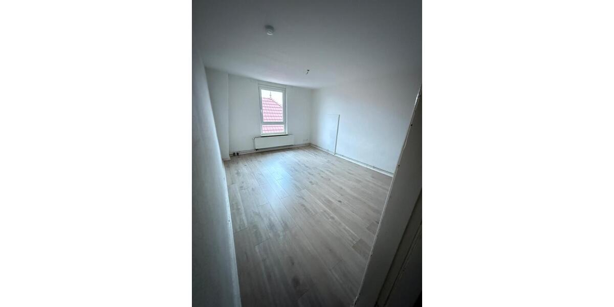 Dachgeschoßwohnung Schleswig - 3 Zimmer, 100 m&sup2;, 795&euro; | Angebot:25974186