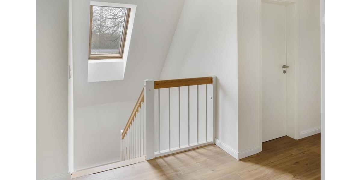 Reihenhaus Rieseby - 6 Zimmer, 200 m&sup2;, 2.240&euro; | Angebot:24392495