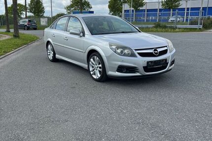 Opel Vectra 198.000 km 2.900 &euro; Schleswig 24837