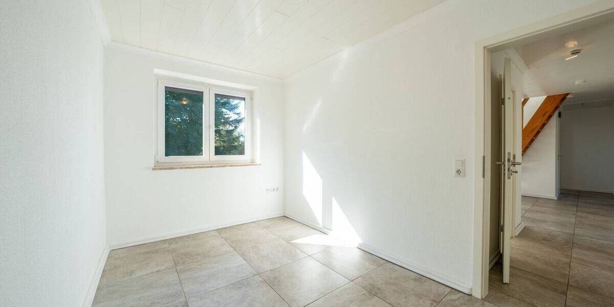 Mehrfamilienhaus, Wohnhaus Kropp - 9 Zimmer, 224 m&sup2;, 469.000&euro; | Angebot:25730186