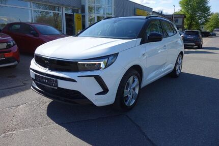 Opel Grandland (X) 15.800 km 25.990 &euro; Sankelmark 24988