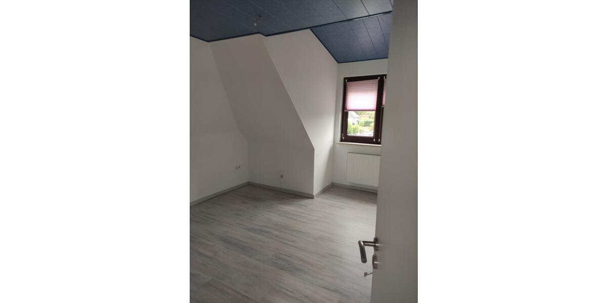 Einfamilienhaus Büdelsdorf - 4 Zimmer, 120 m&sup2;, 329.000&euro; | Angebot:24510495