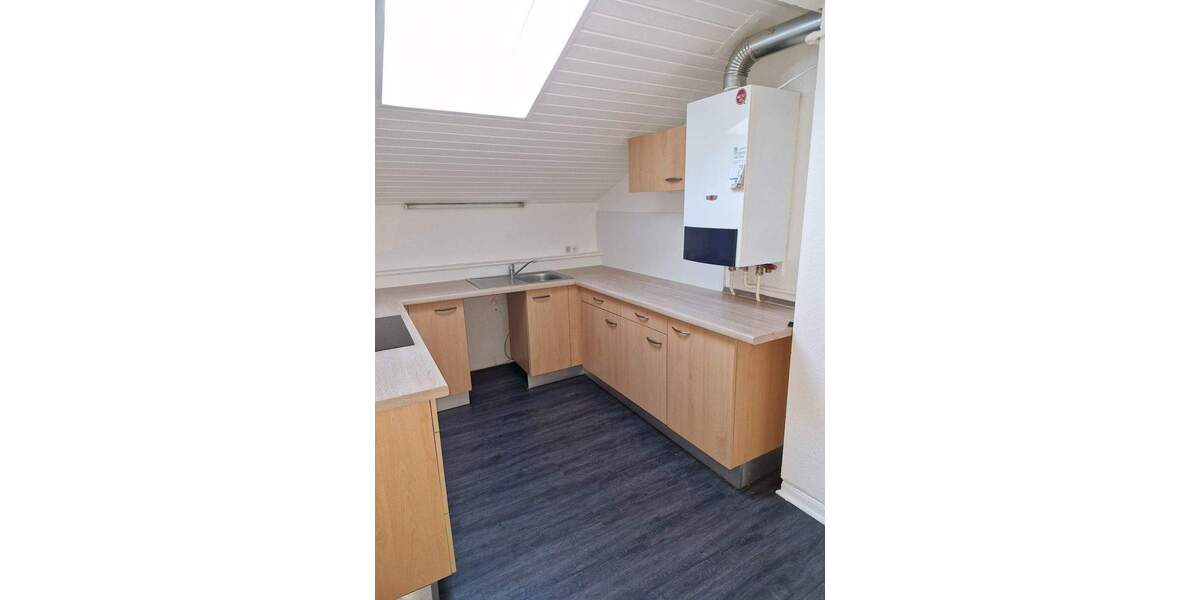 Etagenwohnung Büdelsdorf - 3 Zimmer, 110 m&sup2;, 625&euro; | Angebot:25700043