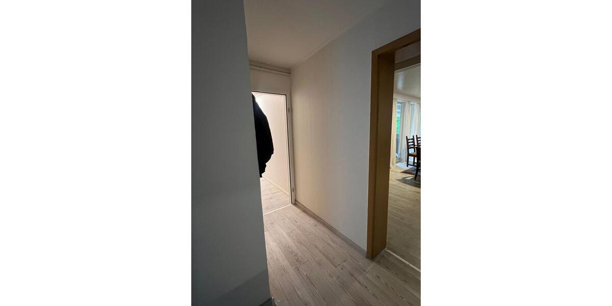 Erdgeschoßwohnung Rendsburg - 5 Zimmer, 140 m&sup2;, 1.370&euro; | Angebot:25749932