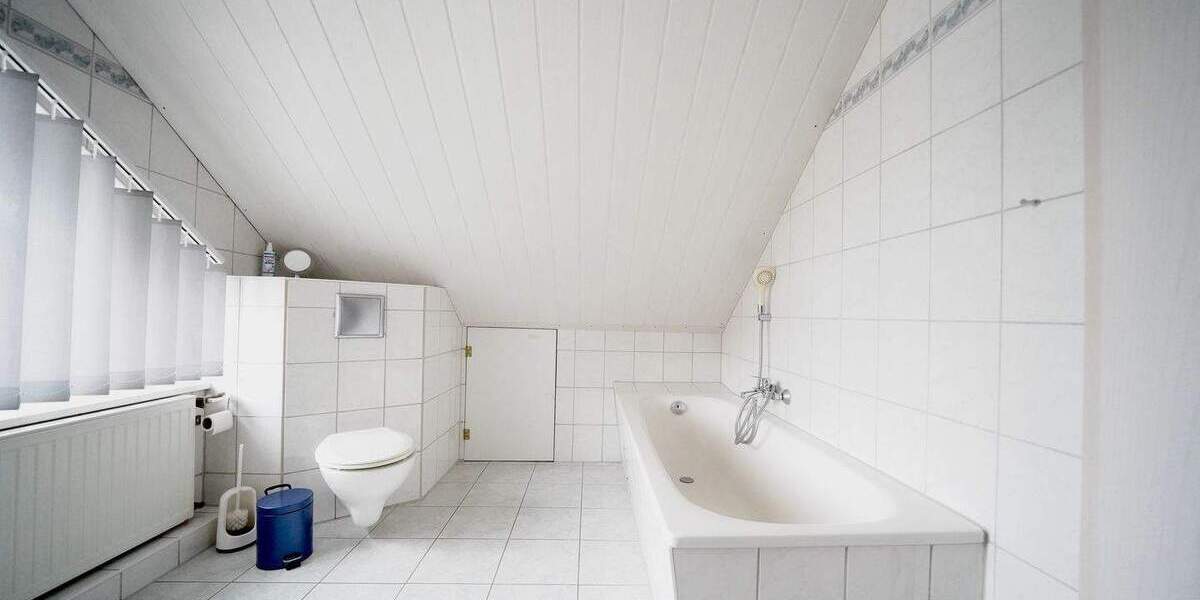 Mehrfamilienhaus, Wohnhaus Großwaabs Großwaabs - 8 Zimmer, 235 m&sup2;, 469.000&euro; | Angebot:25700576