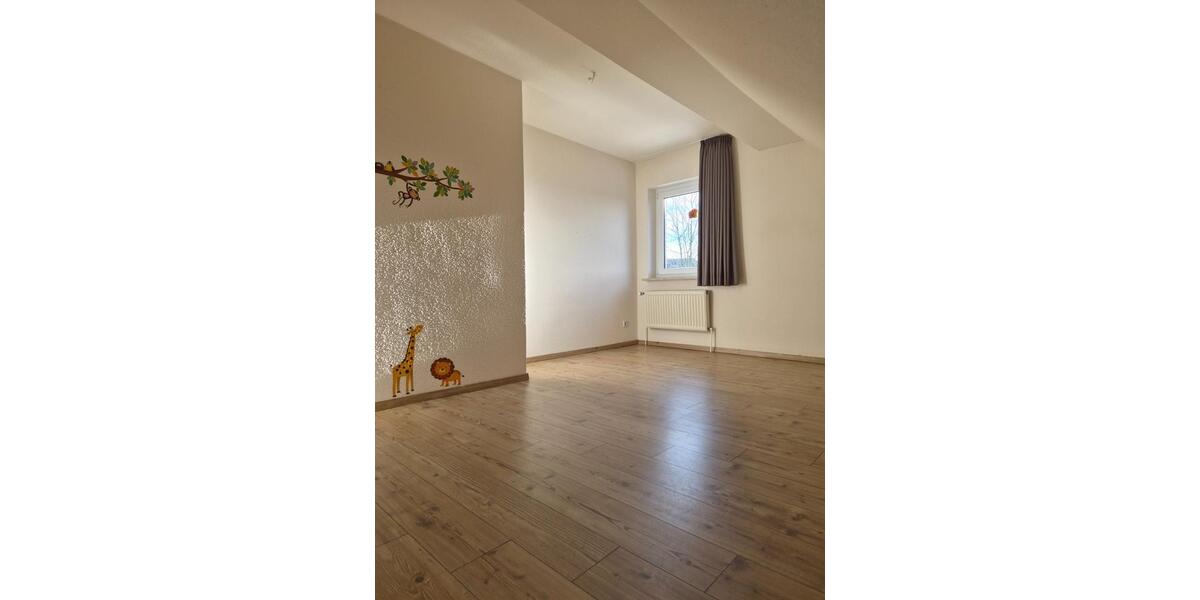 Einfamilienhaus Kropp - 5 Zimmer, 140 m&sup2;, 1.950&euro; | Angebot:25765847