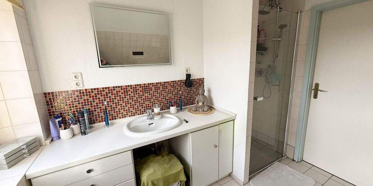 Einfamilienhaus Schwabstedt - 5 Zimmer, 133 m&sup2;, 220.000&euro; | Angebot:25768116