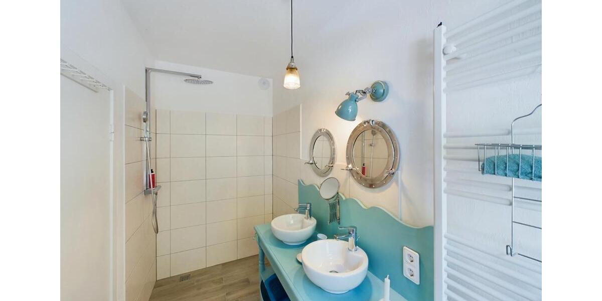 Einfamilienhaus Süderbrarup - 10 Zimmer, 471 m&sup2;, 740.000&euro; | Angebot:26484026