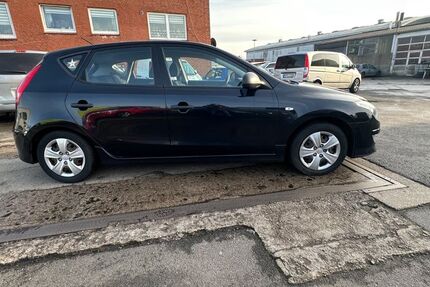 Hyundai i30 236.432 km 1.480 &euro; Rendsburg 24768