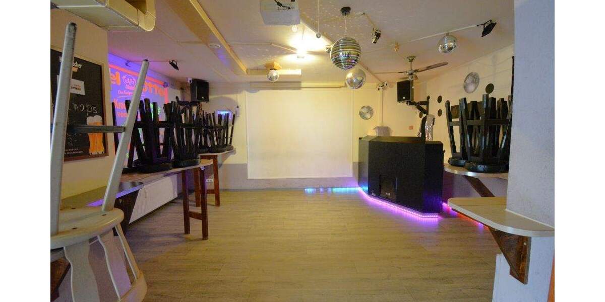 Mehrfamilienhaus, Wohnhaus Büdelsdorf - 580.000&euro; | Angebot:25735469