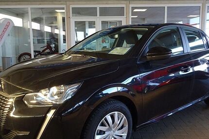 Peugeot 208 1.965 km 14.850 &euro; Steinbergkirche 24972