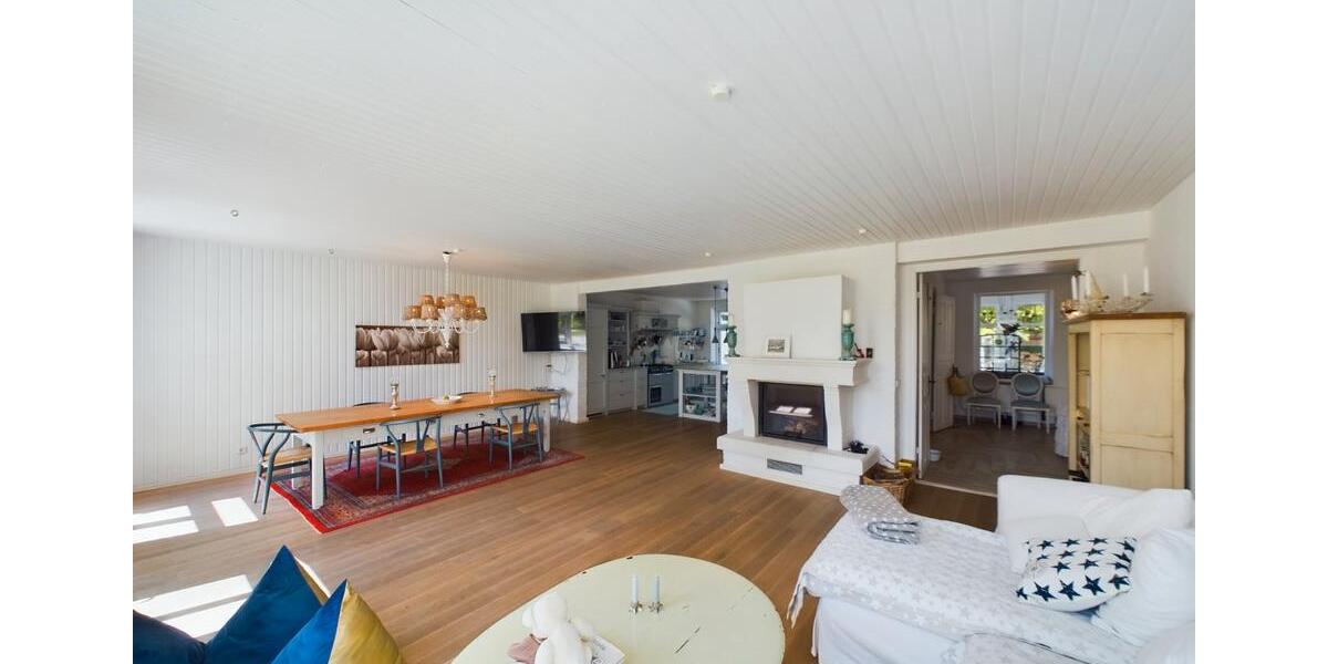 Einfamilienhaus Süderbrarup - 10 Zimmer, 471 m&sup2;, 740.000&euro; | Angebot:26484026