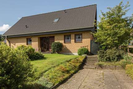 Haus Boren - 6 Zimmer, 174 m&sup2;, 355.000&euro; | Angebot:22110254