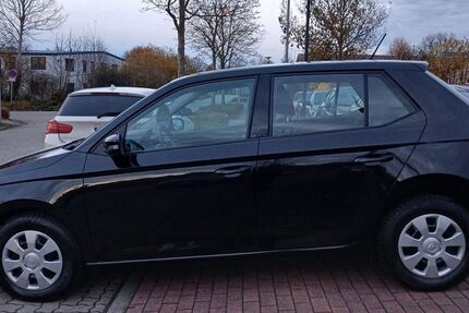 Skoda Fabia 93.700 km 7.950 &euro; Gettorf 24214