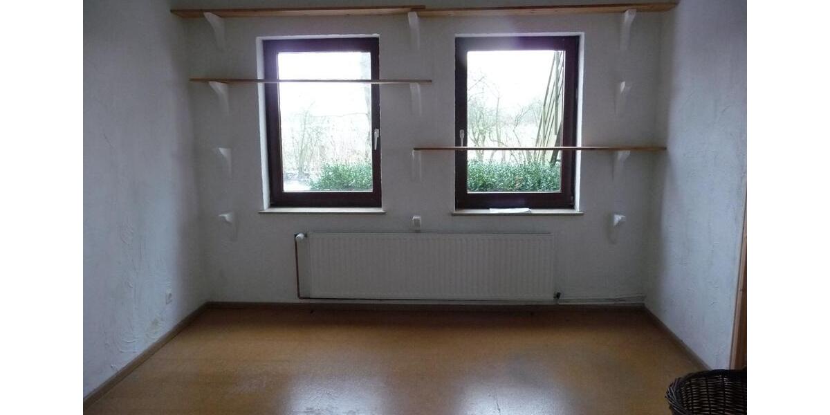 Erdgeschoßwohnung Hollingstedt - 4 Zimmer, 85 m&sup2;, 700&euro; | Angebot:25477194