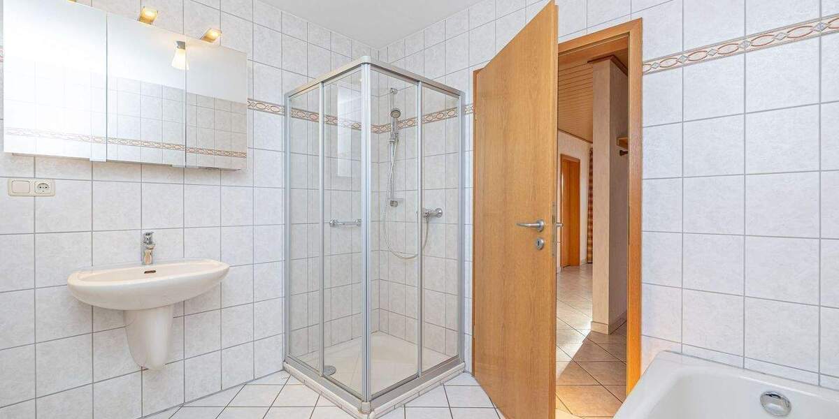 Bungalow Alt Duvenstedt - 3 Zimmer, 114 m&sup2;, 380.000&euro; | Angebot:25802288