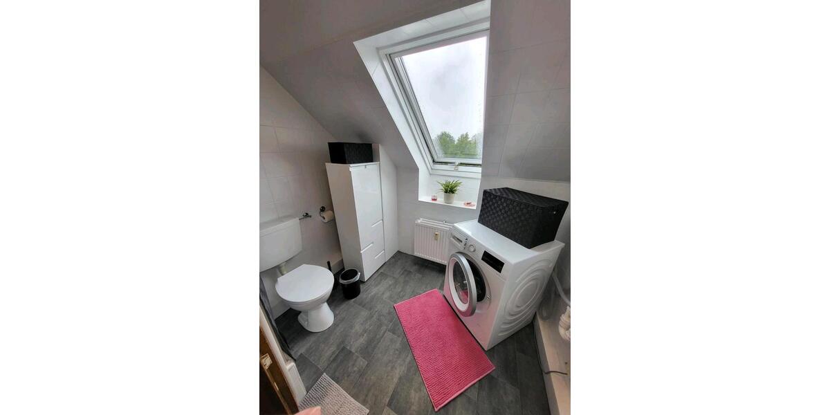 Dachgeschoßwohnung Büdelsdorf - 2 Zimmer, 46 m&sup2;, 130.000&euro; | Angebot:24254911