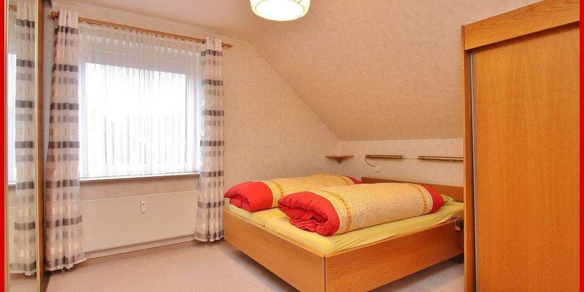 Etagenwohnung Schleswig - 3 Zimmer, 96 m&sup2;, 1.210&euro; | Angebot:25745899
