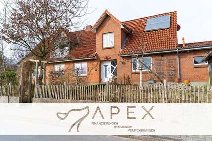 Haus Bergenhusen - 9 Zimmer, 220 m&sup2;, 335.000&euro; | Angebot:26067202