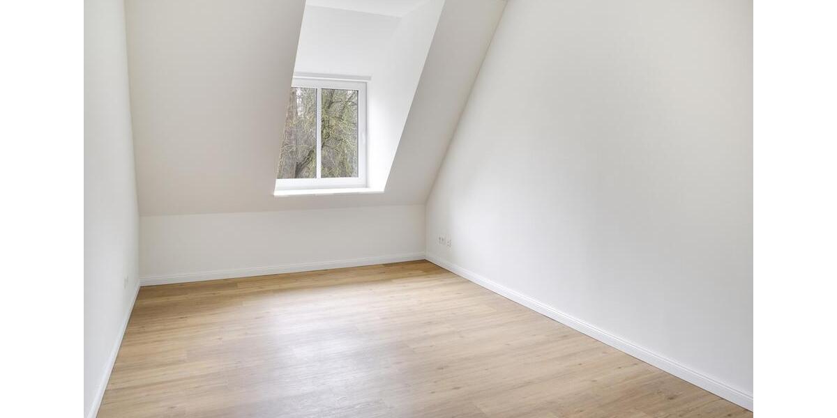 Reihenhaus Rieseby - 6 Zimmer, 200 m&sup2;, 2.240&euro; | Angebot:24392495