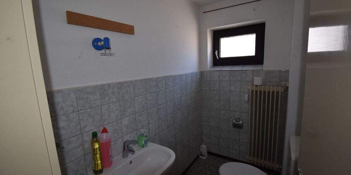 Einfamilienhaus Westerrönfeld - 8 Zimmer, 207 m&sup2;, 249.000&euro; | Angebot:25815161