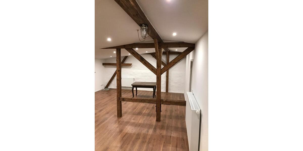 Dachgeschoßwohnung Großenwiehe - 4 Zimmer, 95 m&sup2;, 850&euro; | Angebot:25299740