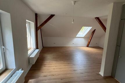 Wohnung Husby - 4.5 Zimmer, 135 m&sup2;, 1.200&euro; | Angebot:25932344