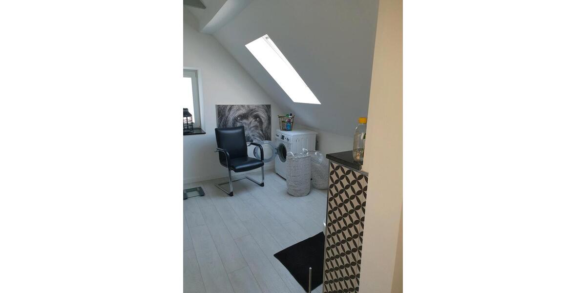 Terrassenwohnung Stolk - 3 Zimmer, 100 m&sup2;, 1.200&euro; | Angebot:24344565