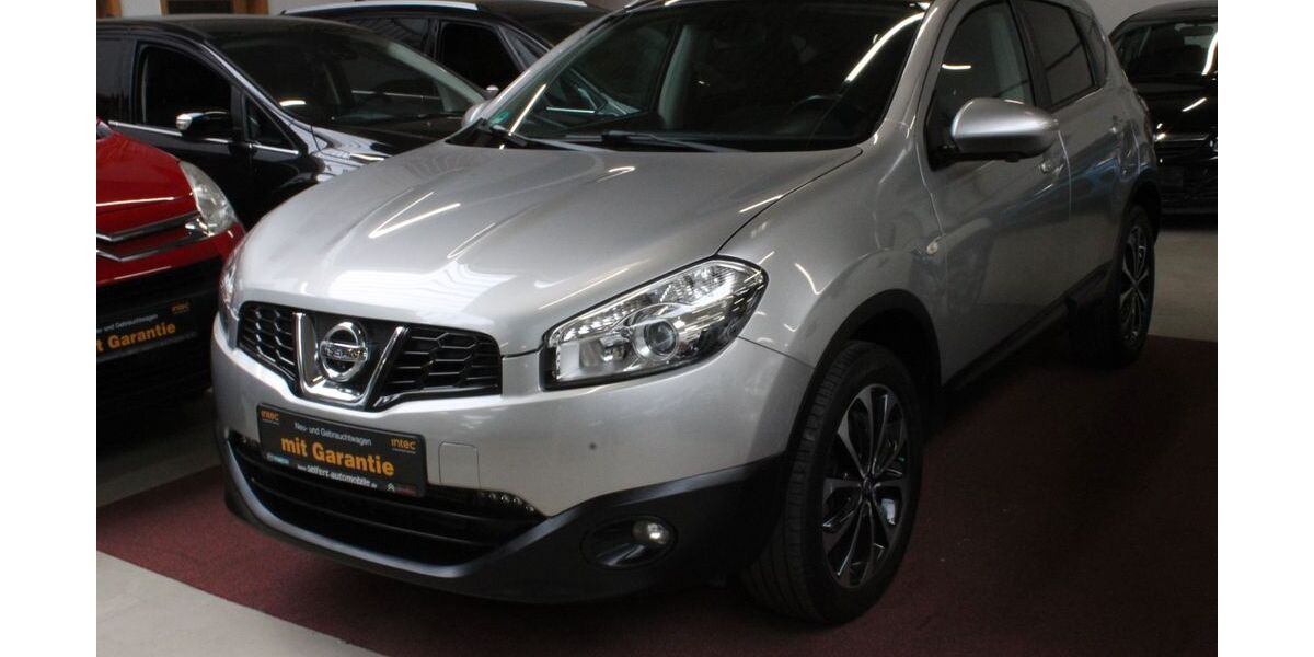 Nissan Qashqai 225.172 km 3.950 &euro; Rendsburg 24768