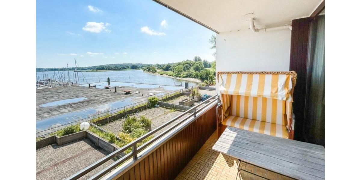 Etagenwohnung Schleswig - 2 Zimmer, 71 m&sup2;, 860&euro; | Angebot:25273263