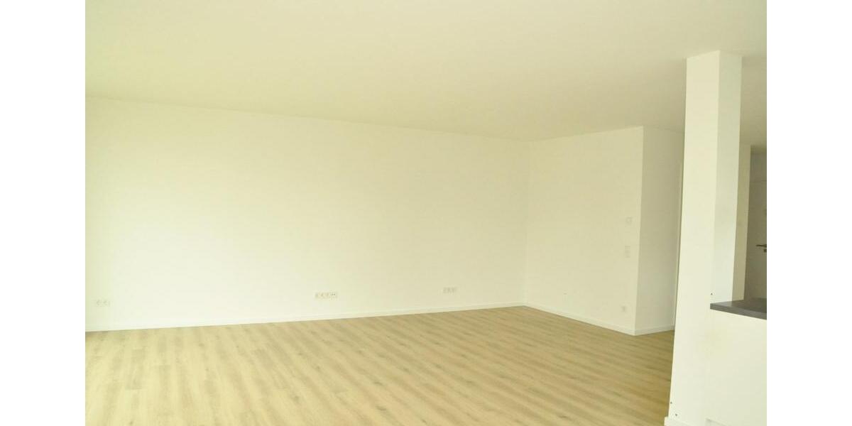 Etagenwohnung Schleswig - 3 Zimmer, 132 m&sup2;, 2.095&euro; | Angebot:25802396