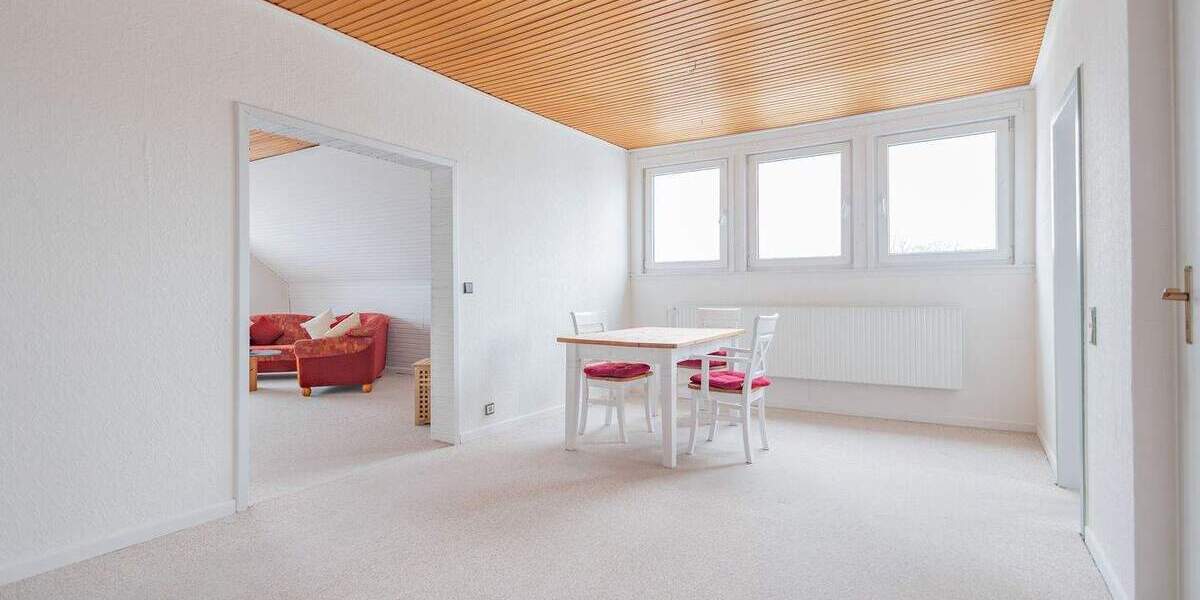 Mehrfamilienhaus, Wohnhaus Lohe-Föhrden Föhrden - 8 Zimmer, 195 m&sup2;, 299.000&euro; | Angebot:25728177