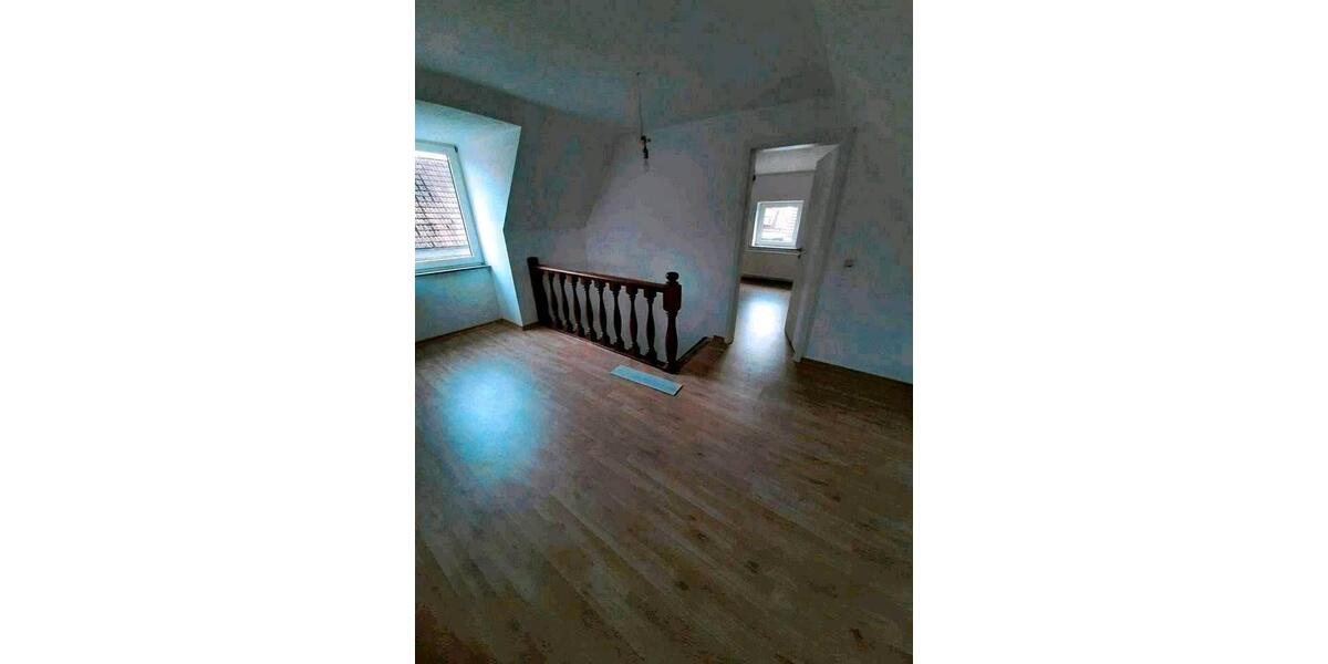 Einfamilienhaus Büdelsdorf - 4 Zimmer, 110 m&sup2;, 970&euro; | Angebot:26554345