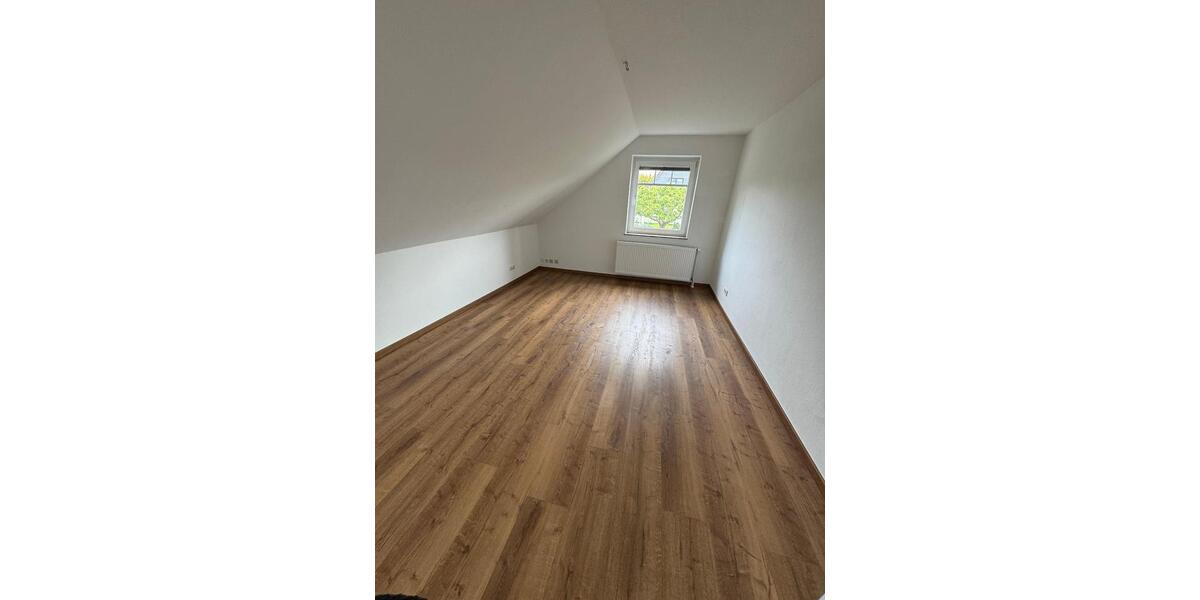 Reihenhaus Tastrup - 6 Zimmer, 155 m&sup2;, 1.490&euro; | Angebot:26642945