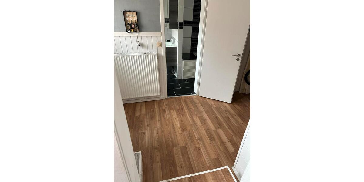Einfamilienhaus Schleswig - 4 Zimmer, 100 m&sup2;, 1.500&euro; | Angebot:24733896
