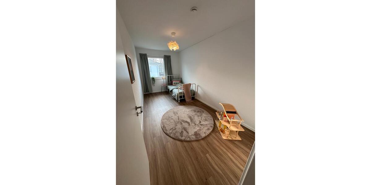 Reihenhaus Tastrup - 4 Zimmer, 120 m&sup2;, 1.599&euro; | Angebot:25796312
